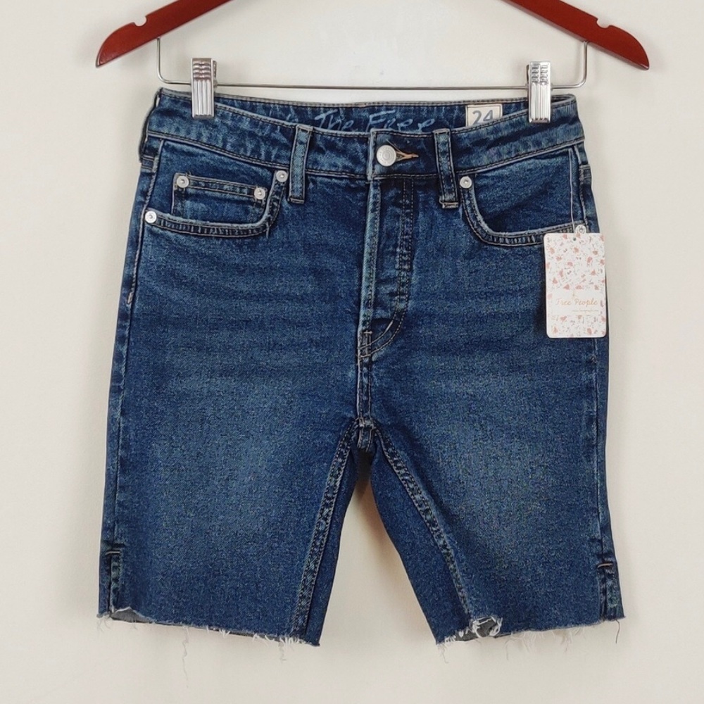 FREE PEOPLE Avery Bermuda Denim‎ Shorts | Distressed Jean Shorts | Size 24 NWT